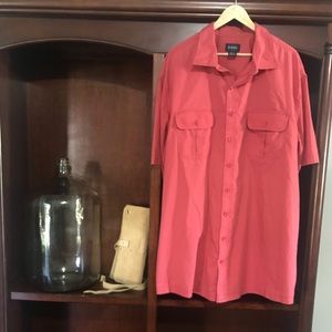 Men’s casual shirt